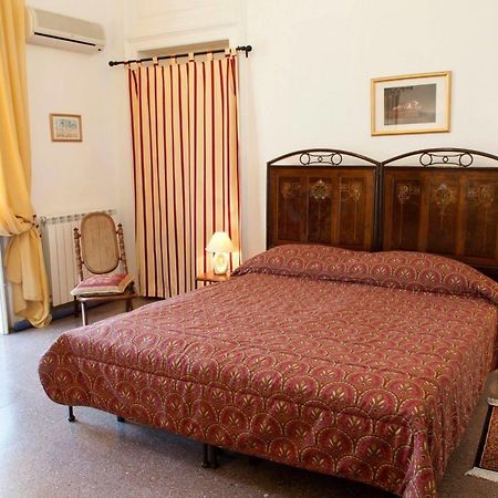 シラクーサ カーサ クリスティーナ Bed & Breakfast エクステリア 写真